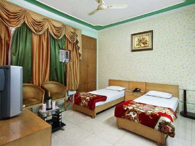 Hôtel Mandakini Grand à New Delhi Extérieur photo